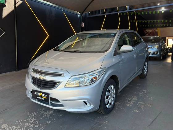 CHEVROLET ONIX 1.0 MPFI LT 8V FLEX 4P MANUAL CHEVROLET ONIX 1.0 MPFI LT 8V FLEX 4P MANUAL